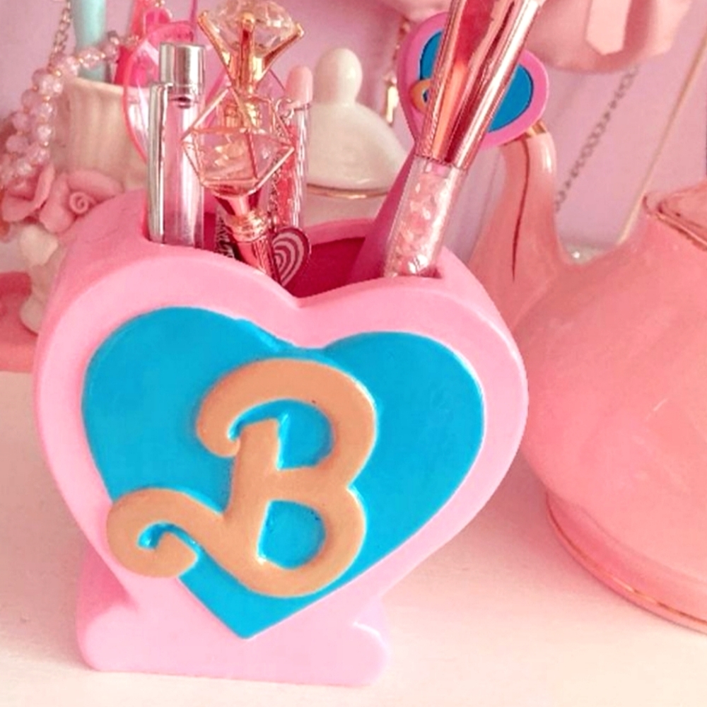 Barbie Makeup Brush Holder